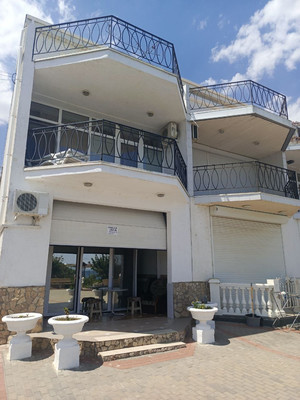 Продам гостиницу 203 м2, Двуякорная ул, 8, Орджоникидзе пгт