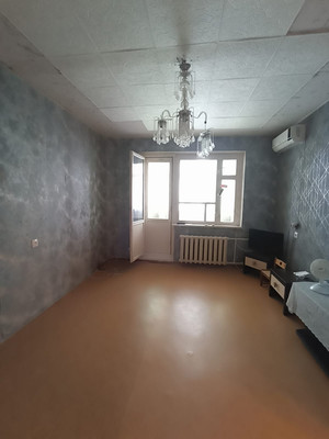 Продам трехкомнатную (3-комн.) квартиру, Мира пр-кт, 33, Волгодонск г