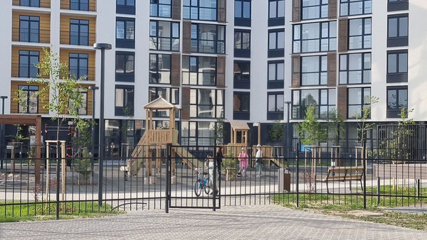 Продам однокомнатную (1-комн.) квартиру, Октябрьская ул, 8, Пионерский г