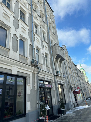 Продам многокомнатную квартиру, Пятницкая ул, 10к1, Москва г