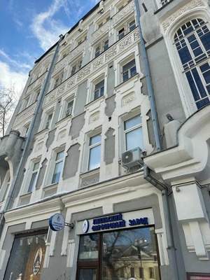 Продам многокомнатную квартиру, Пятницкая ул, 10к1, Москва г