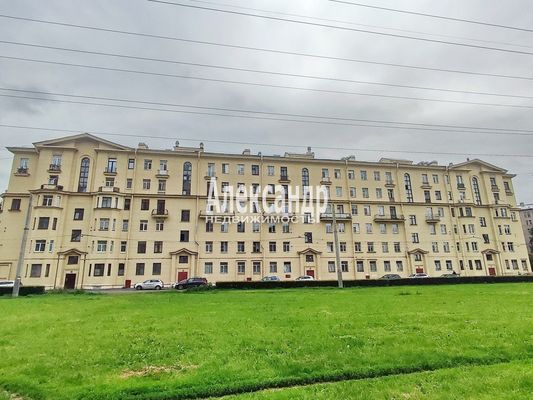 Продам однокомнатную (1-комн.) квартиру, Новостроек ул, 3, Санкт-Петербург г