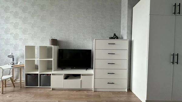 Продам однокомнатную (1-комн.) квартиру, Изумрудная (мкр Вишневая горка) ул, 7, Западный п