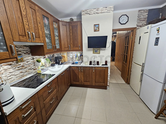 Продам трехкомнатную (3-комн.) квартиру, Свободы ул, 93, Москва г