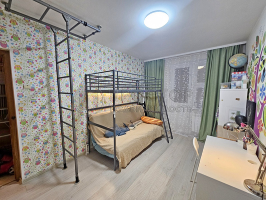Продам трехкомнатную (3-комн.) квартиру, Свободы ул, 93, Москва г