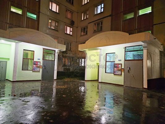 Продам трехкомнатную (3-комн.) квартиру, Свободы ул, 93, Москва г