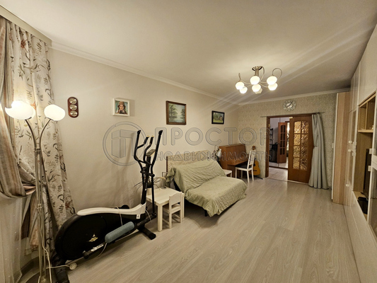 Продам трехкомнатную (3-комн.) квартиру, Свободы ул, 93, Москва г
