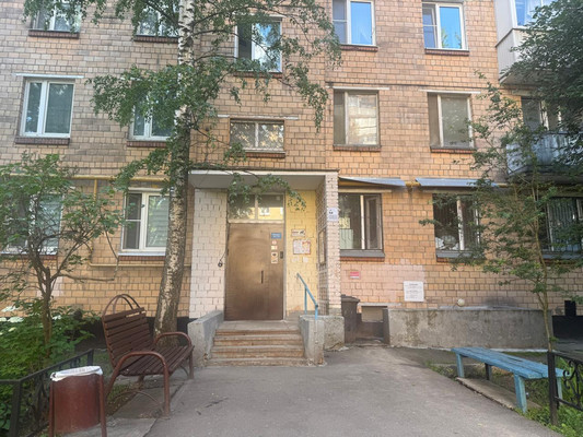 Продам однокомнатную (1-комн.) квартиру, Вокзальная ул, 1, Мамоново д