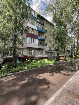 Продам двухкомнатную (2-комн.) квартиру, Кронштадтская ул, 13, Пенза г