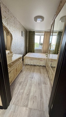 Продам двухкомнатную (2-комн.) квартиру, Мира ул, 32а, Силикатный п