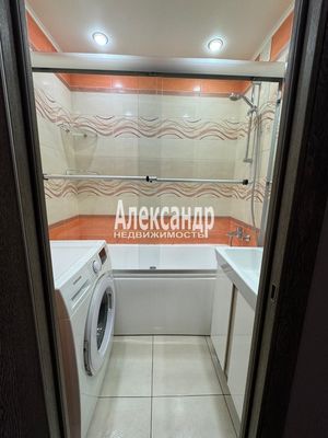 Продам двухкомнатную (2-комн.) квартиру, Гагарина ул, 16, Выборг г