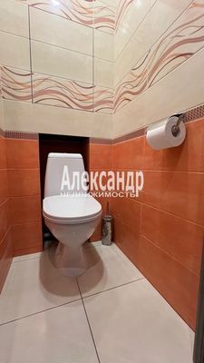 Продам двухкомнатную (2-комн.) квартиру, Гагарина ул, 16, Выборг г