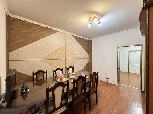 Продам многокомнатную квартиру, Красного Курсанта ул, 25, Санкт-Петербург г