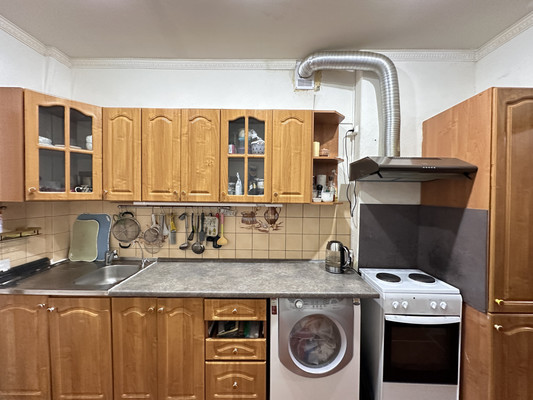 Продам многокомнатную квартиру, Красного Курсанта ул, 25, Санкт-Петербург г