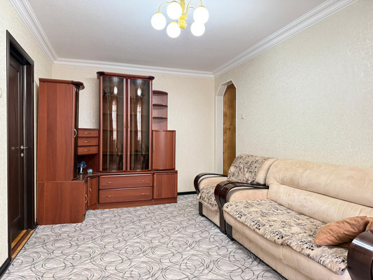 Продам многокомнатную квартиру, Ашурова ул, 4, Нальчик г