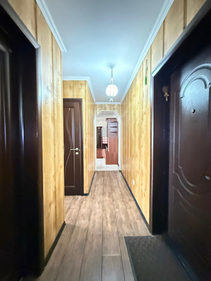 Продам многокомнатную квартиру, Ашурова ул, 4, Нальчик г