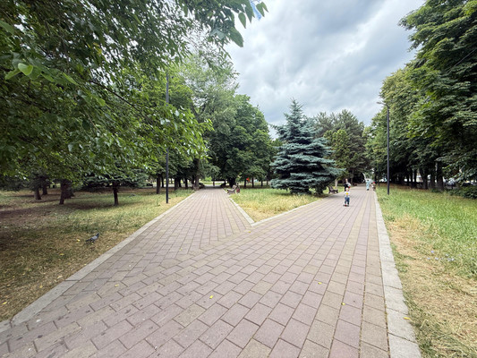 Продам многокомнатную квартиру, Ашурова ул, 4, Нальчик г