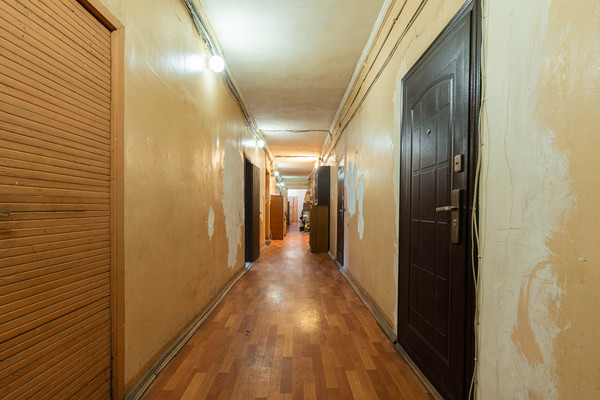 Продам комнату в 20-комн. квартире, Огородный пер, 5, Санкт-Петербург г
