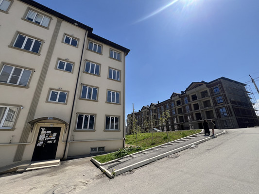 Продам однокомнатную (1-комн.) квартиру, Солнечная ул, 8, Нальчик г