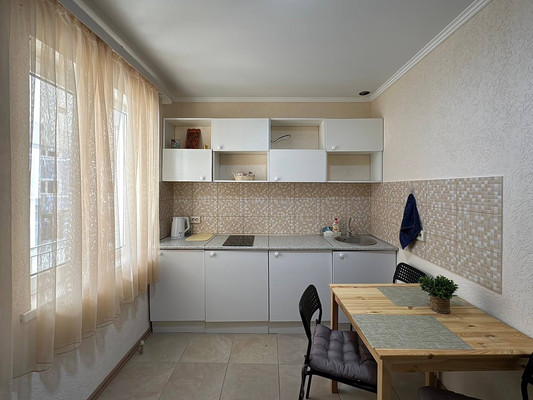 Продам однокомнатную (1-комн.) квартиру, Калараша ул, 80/2, Туапсе г