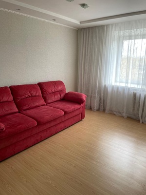 Продам трехкомнатную (3-комн.) квартиру, Рабочая ул, 9, Киров г