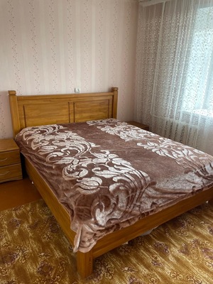 Продам трехкомнатную (3-комн.) квартиру, Рабочая ул, 9, Киров г