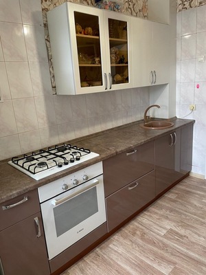 Продам трехкомнатную (3-комн.) квартиру, Рабочая ул, 9, Киров г