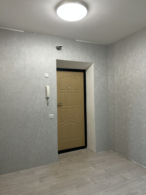 Продам трехкомнатную (3-комн.) квартиру, Рабочая ул, 9, Киров г