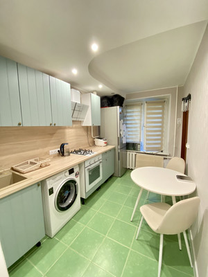 Продам двухкомнатную (2-комн.) квартиру, Бескудниковский б-р, 20к2, Москва г