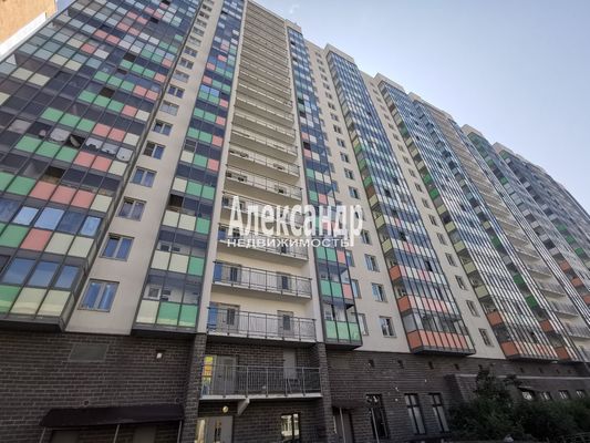 Продам однокомнатную (1-комн.) квартиру, Шувалова ул, 19к2, Мурино п