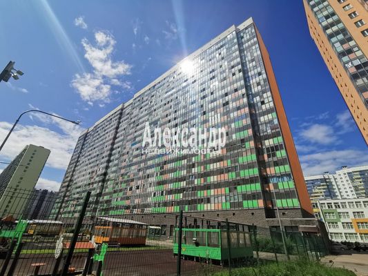 Продам однокомнатную (1-комн.) квартиру, Шувалова ул, 19к2, Мурино п