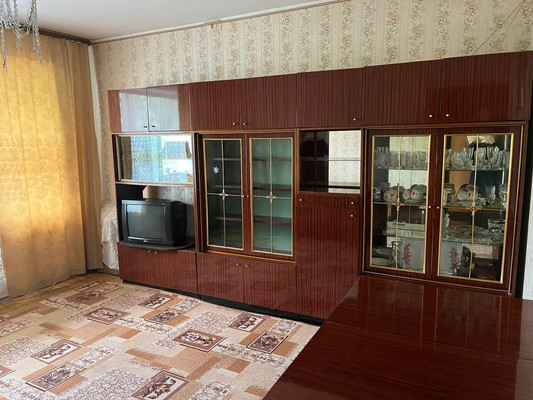 Продам трехкомнатную (3-комн.) квартиру, Маршала Жукова пр-кт, 13, Иркутск г