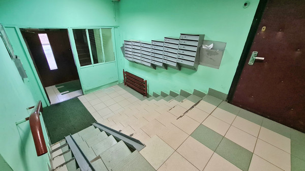 Продам двухкомнатную (2-комн.) квартиру, Энтузиастов ш, 100к4, Москва г
