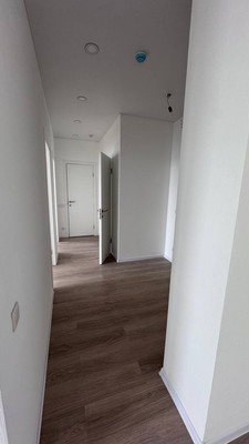 Продам трехкомнатную (3-комн.) квартиру, Новая ул, 14, Ям с