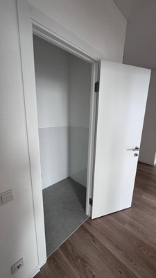 Продам трехкомнатную (3-комн.) квартиру, Новая ул, 14, Ям с