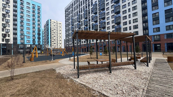 Продам трехкомнатную (3-комн.) квартиру, Новая ул, 14, Ям с