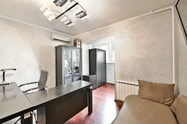 Продам трехкомнатную (3-комн.) квартиру, Мичурина ул, 27к2, Королев г