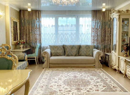 Продам трехкомнатную (3-комн.) квартиру, Павшинский б-р, 36, Красногорск г