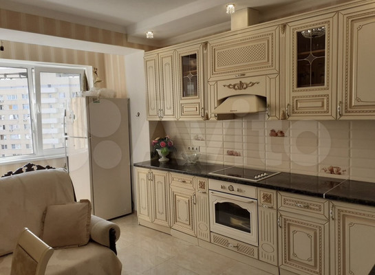 Продам трехкомнатную (3-комн.) квартиру, Павшинский б-р, 36, Красногорск г