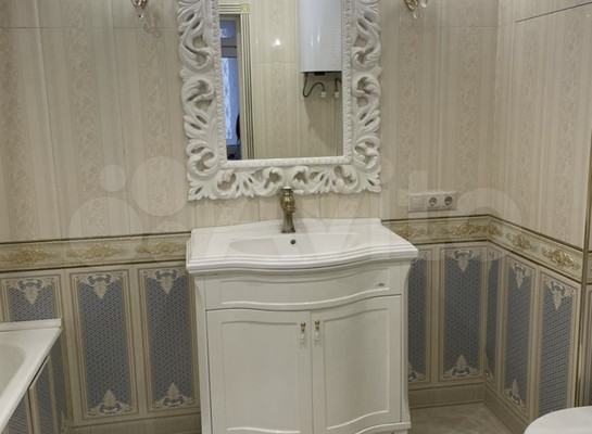Продам трехкомнатную (3-комн.) квартиру, Павшинский б-р, 36, Красногорск г