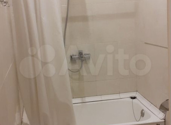 Продам трехкомнатную (3-комн.) квартиру, Павшинский б-р, 36, Красногорск г