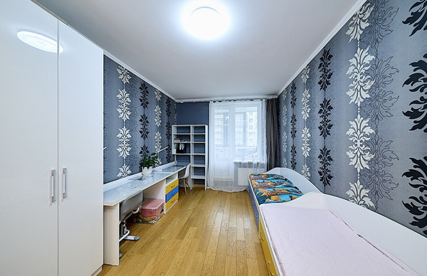 Продам трехкомнатную (3-комн.) квартиру, Гжатская ул, 22Ак3, Санкт-Петербург г