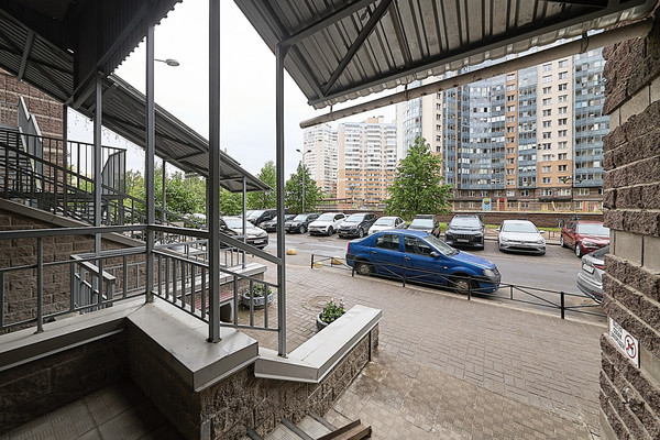 Продам трехкомнатную (3-комн.) квартиру, Гжатская ул, 22Ак3, Санкт-Петербург г