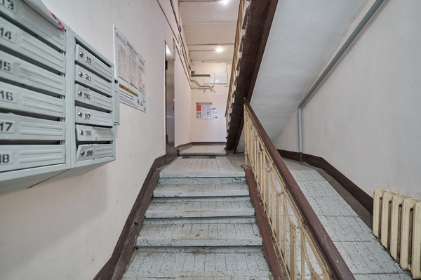 Продам трехкомнатную (3-комн.) квартиру, Земляной Вал ул, 18-22, Москва г
