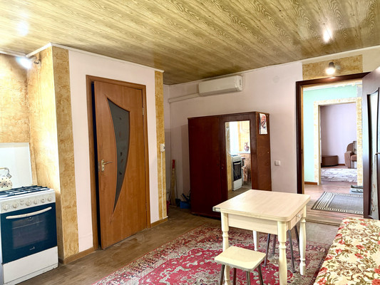 Продам двухкомнатную (2-комн.) квартиру, Тепличный пер, 1, Первомайское с