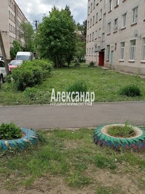 Продам долю в 16-комн. квартире, 23к1, Сельцо п