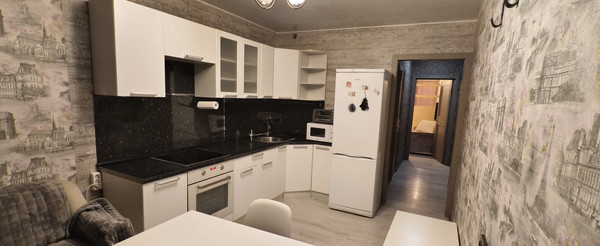 Продам однокомнатную (1-комн.) квартиру, Новгородский пр-кт, 10А, Шушары п