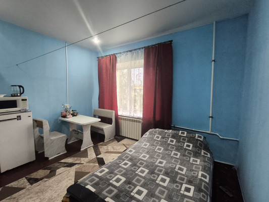 Продам комнату в 9-комн. квартире, Смолячкова ул, 14к4, Санкт-Петербург г