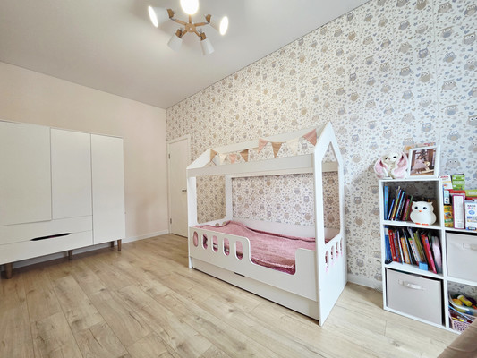 Продам двухкомнатную (2-комн.) квартиру, Парк Апрель ул, 33, Апрелевка г