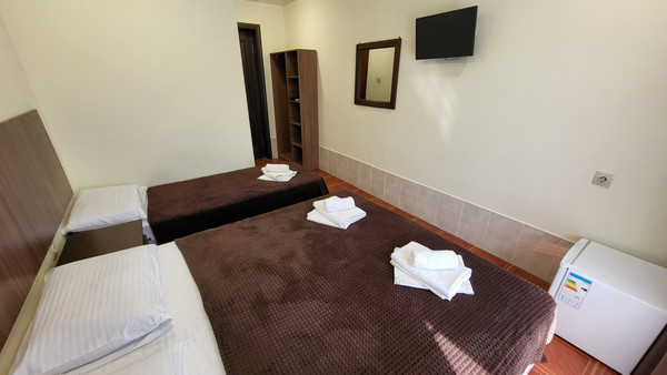 Продам гостиницу 1 700 м2, Южный пр-кт, Витязево с